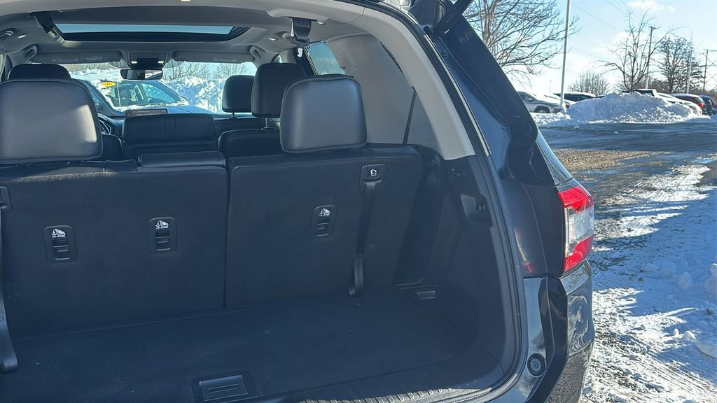 Used 2024 Honda Pilot Touring image 35