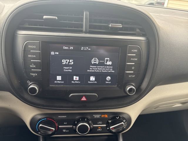 Used 2021 Kia Soul LX image 11