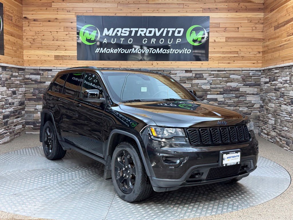 Used 2020 Jeep Grand Cherokee Laredo AWD/4WD image 4