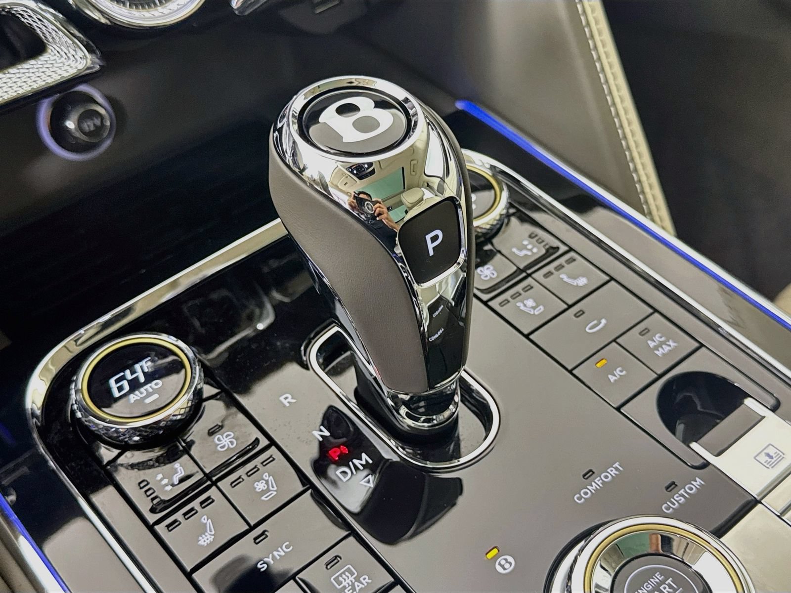 Certified 2022 Bentley Flying Spur W12 AWD/4WD image 15