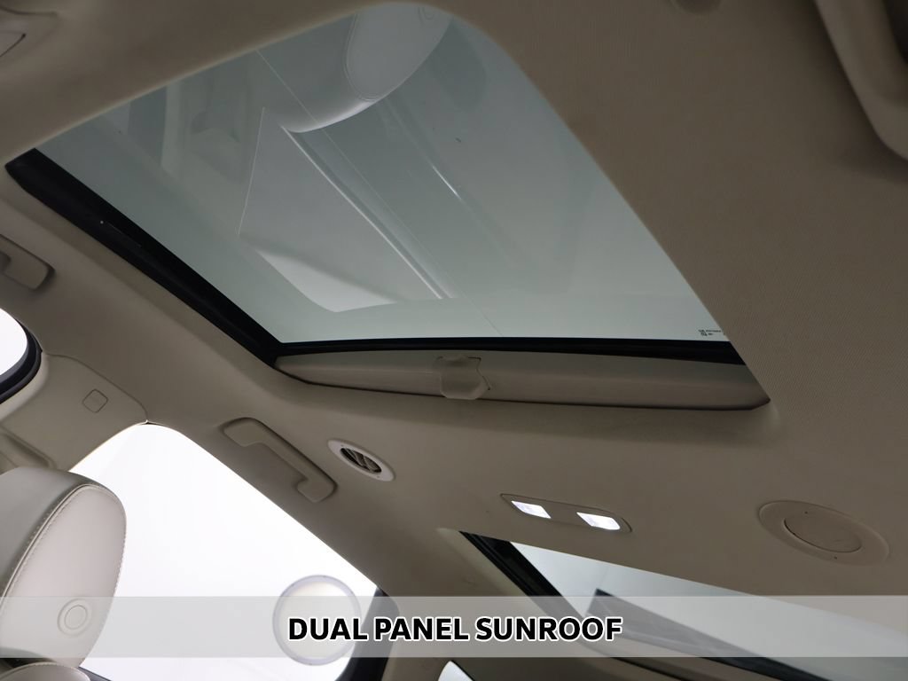 Used 2023 Buick Enclave Premium w/ Experience Buick Package FWD image 4