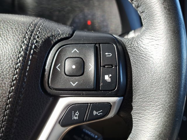 Used 2019 Toyota Sienna XLE Premium image 16