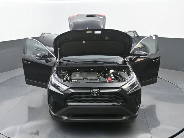 Used 2025 Toyota RAV4 XLE w/ Convenience Package image 34
