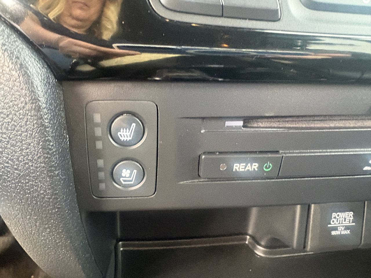 Used 2012 Honda Pilot Touring image 18