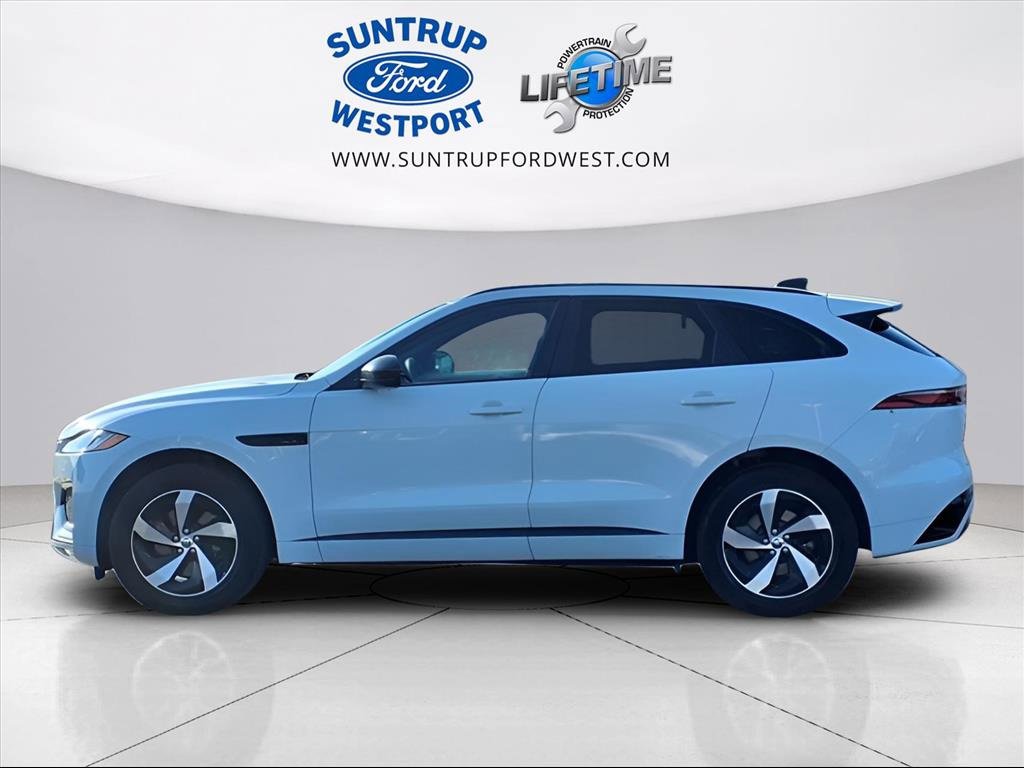 Used 2025 Jaguar F-PACE R-Dynamic S image 21