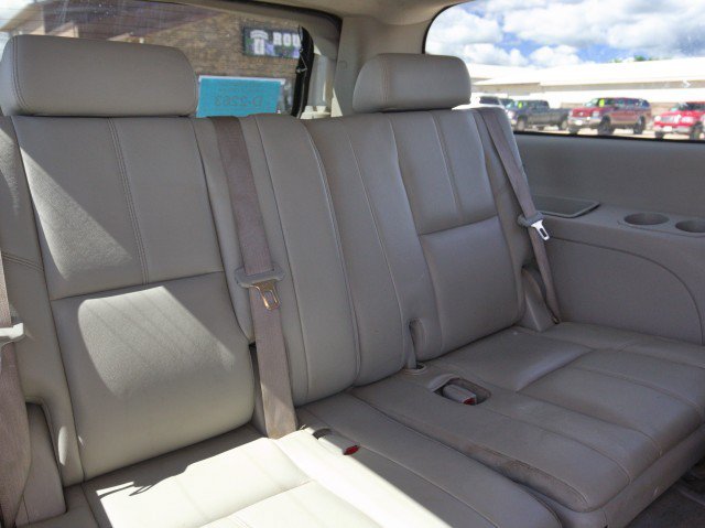 Used 2009 Chevrolet Suburban LT w/ Luxury Package AWD/4WD image 29