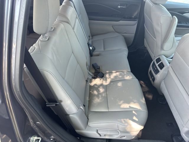 Used 2017 Honda Pilot Touring image 31