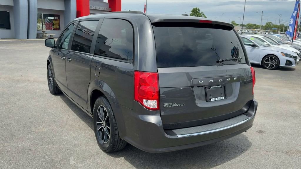 Used 2019 Dodge Grand Caravan SE FWD image 5