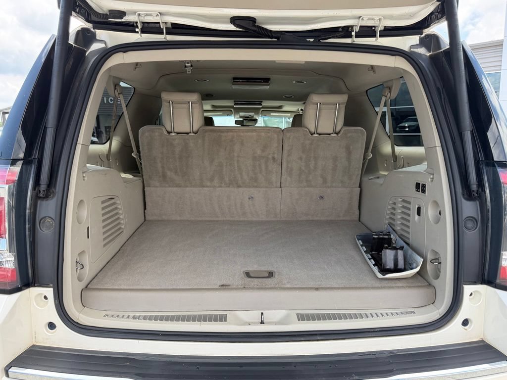 Used 2015 GMC Yukon XL Denali w/ Premium Package AWD/4WD image 5