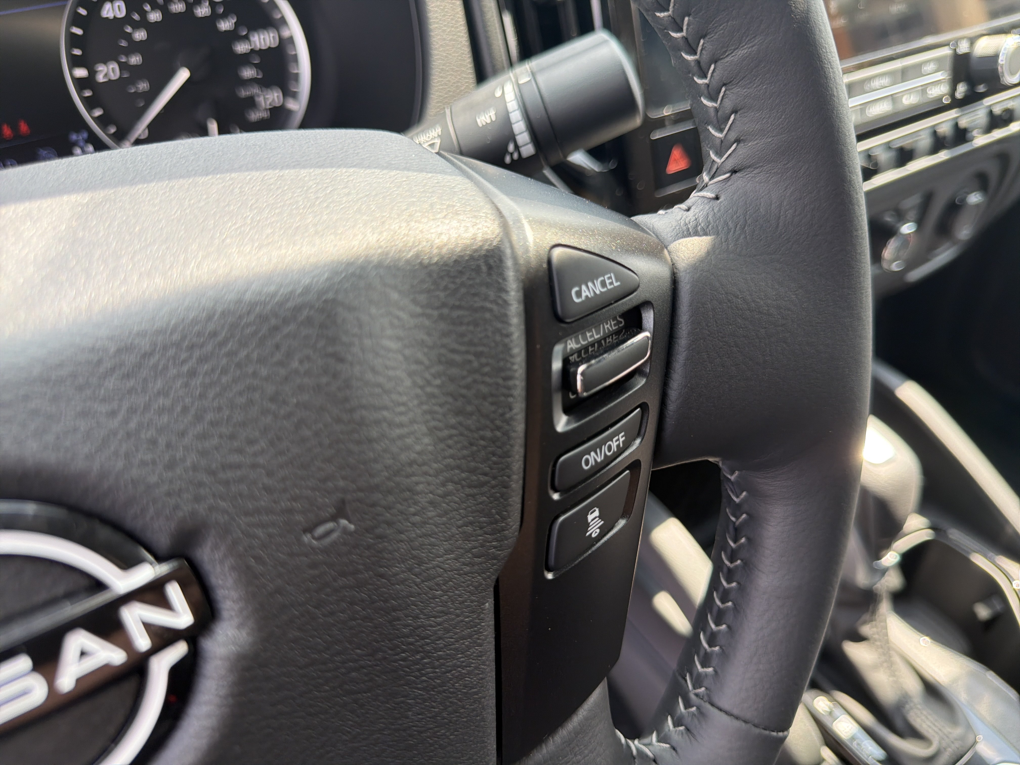 Used 2026 Nissan Frontier SV w/ All-Weather Content Package AWD/4WD image 27