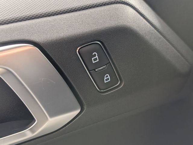 Used 2025 Ford Bronco Big Bend AWD/4WD image 11