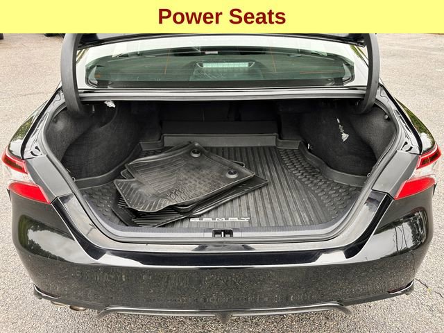 Used 2023 Toyota Camry SE w/ Cold Weather Package FWD image 10