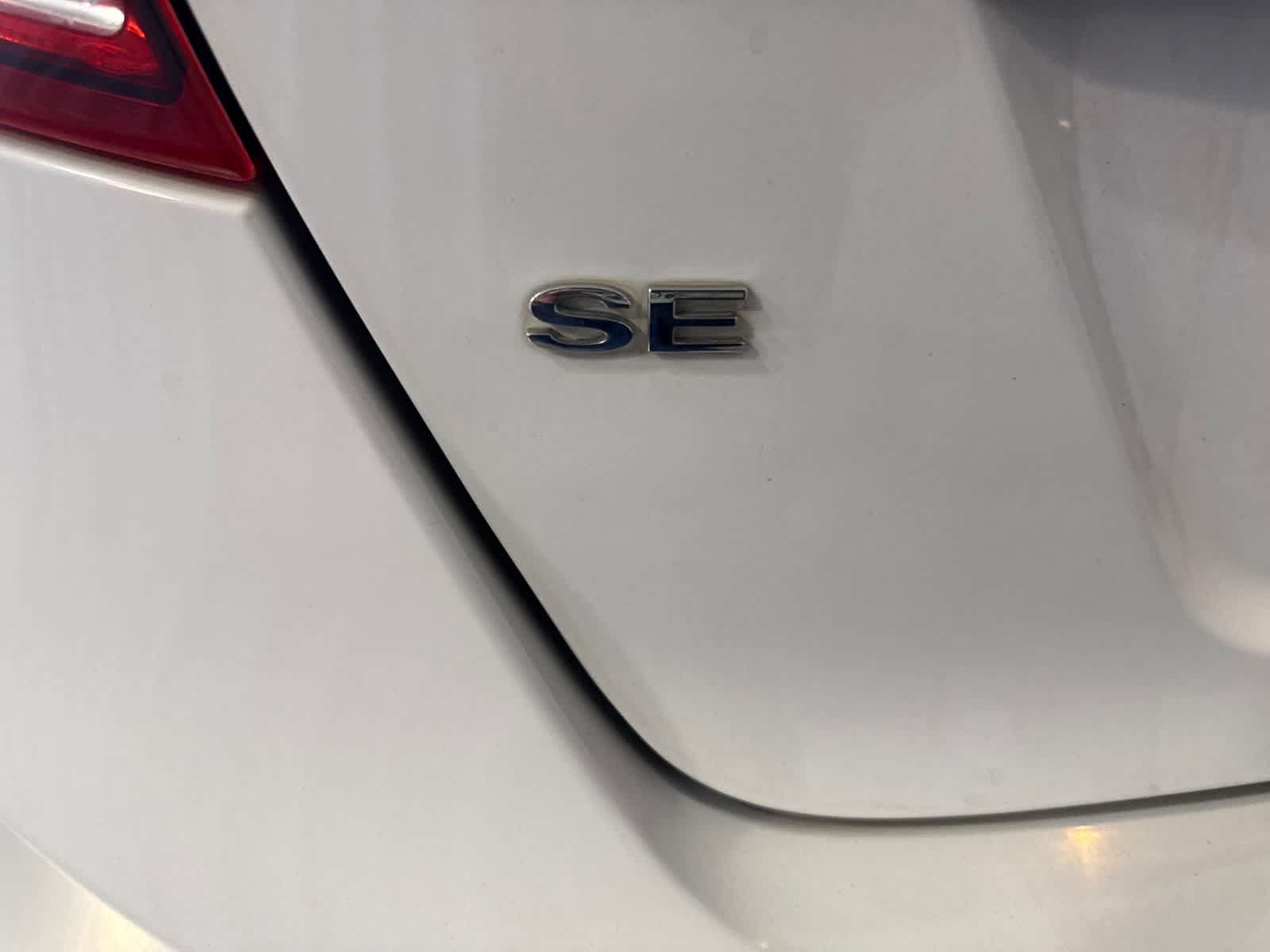 Used 2016 Ford Fiesta SE FWD image 12