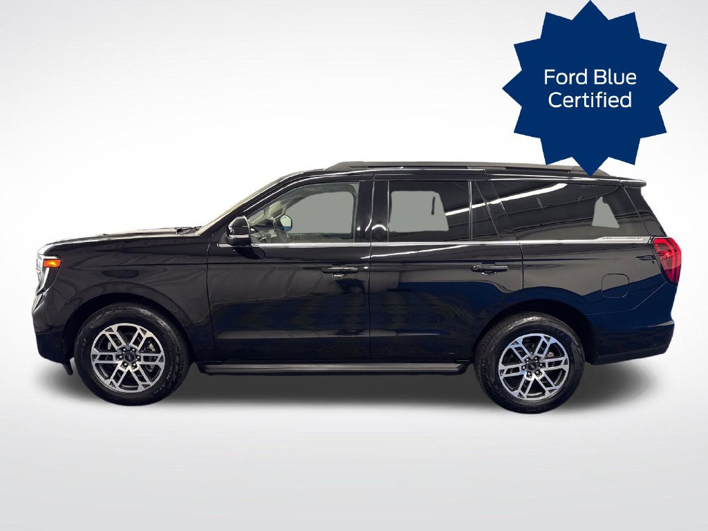Certified 2025 Ford Expedition Active AWD/4WD image 2