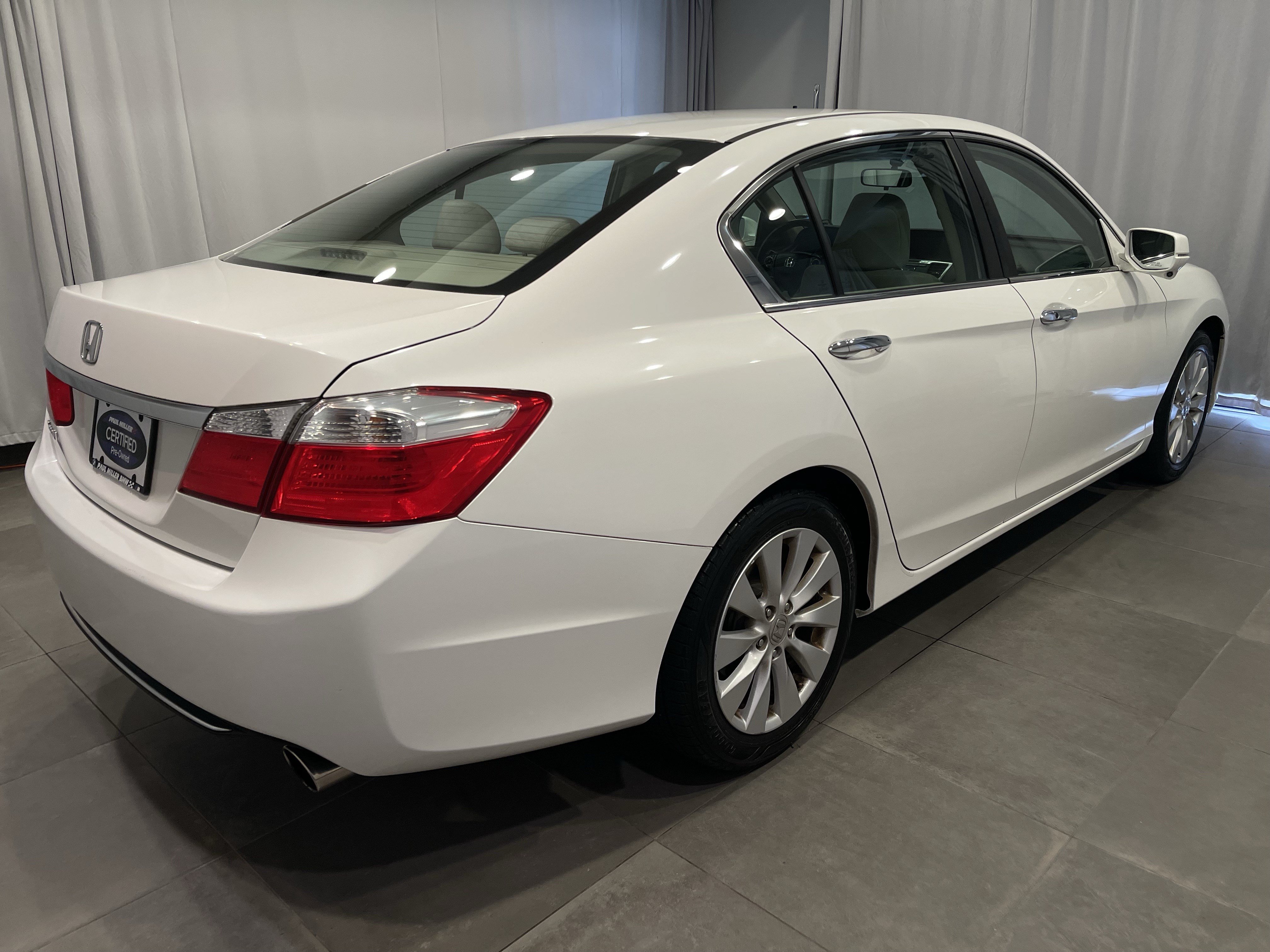 Used 2013 Honda Accord EX image 5