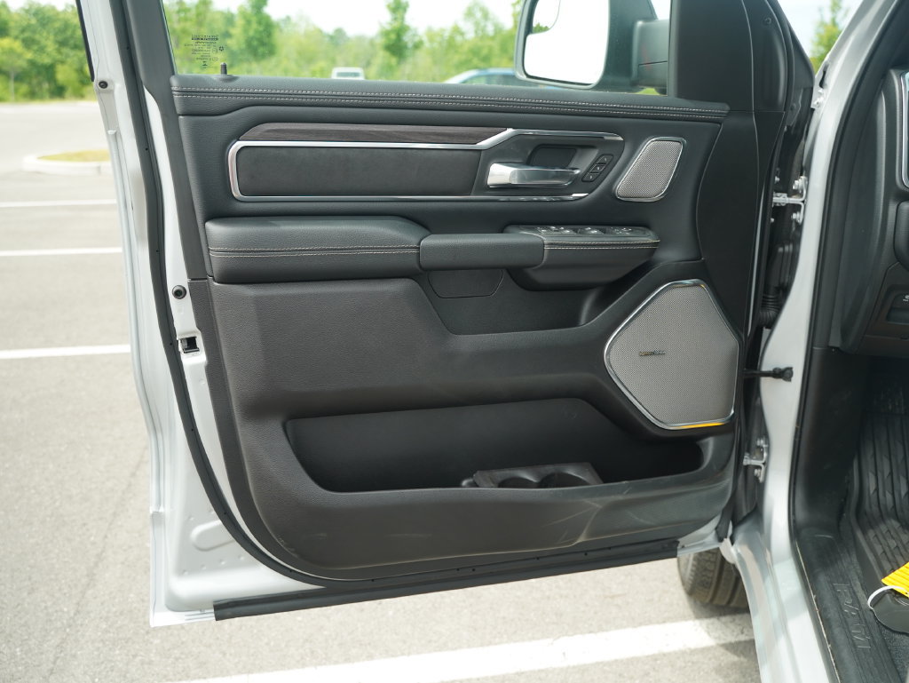New 2026 RAM 1500 Laramie w/ Night Edition AWD/4WD image 13