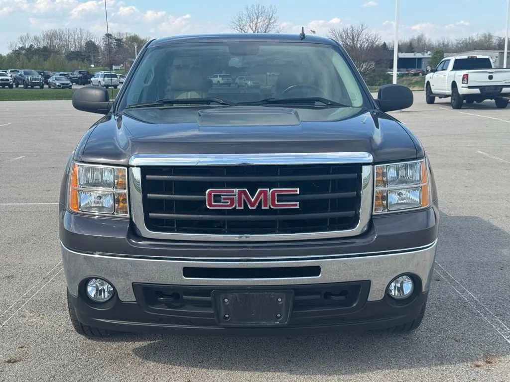 Used 2010 GMC Sierra 1500 SLE w/ Power Pack Plus image 2