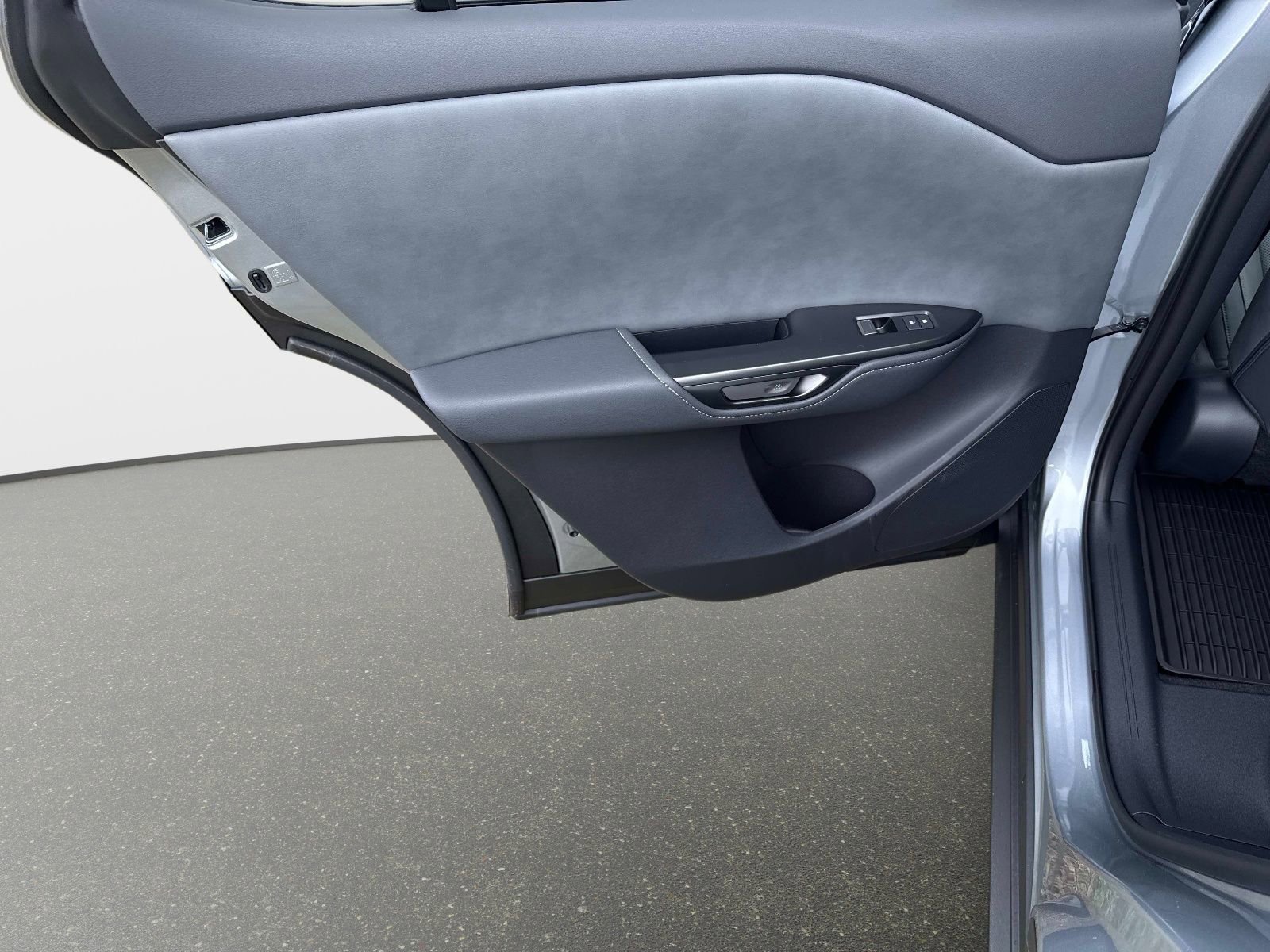 New 2026 Lexus RZ 350e 2WD image 11