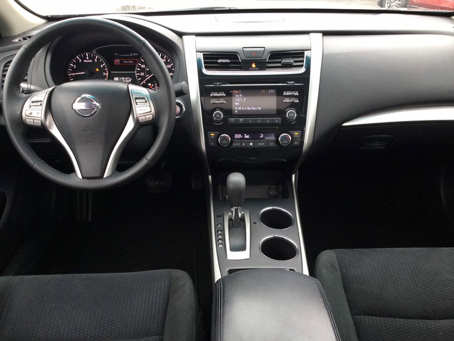 Used 2015 Nissan Altima 2.5 SV w/ Convenience Package FWD image 21
