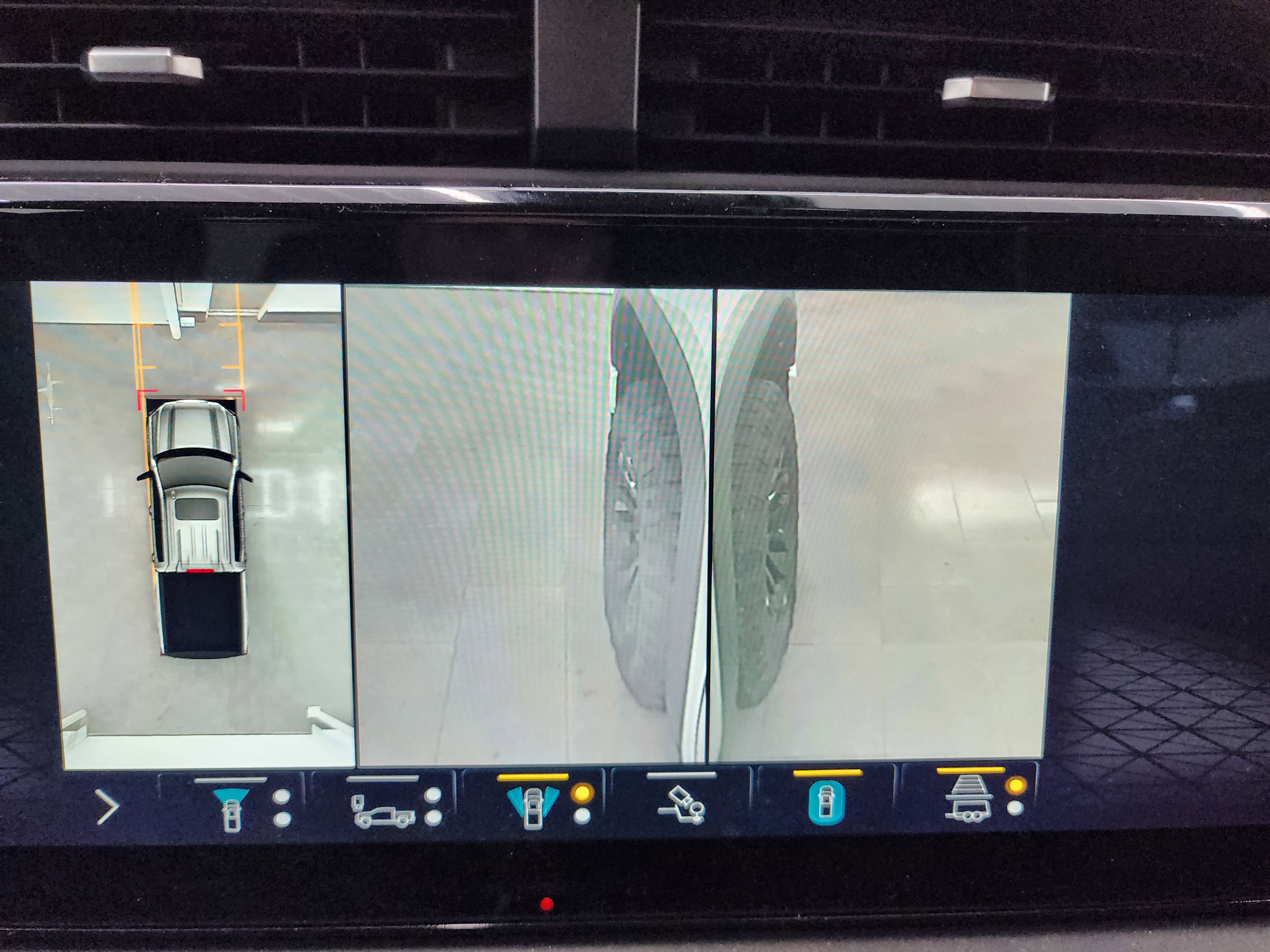 Used 2022 GMC Sierra 1500 AT4X image 69