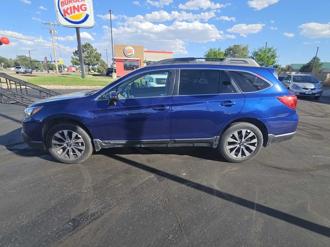 Used 2017 Subaru Outback 2.5i Limited AWD/4WD image 5
