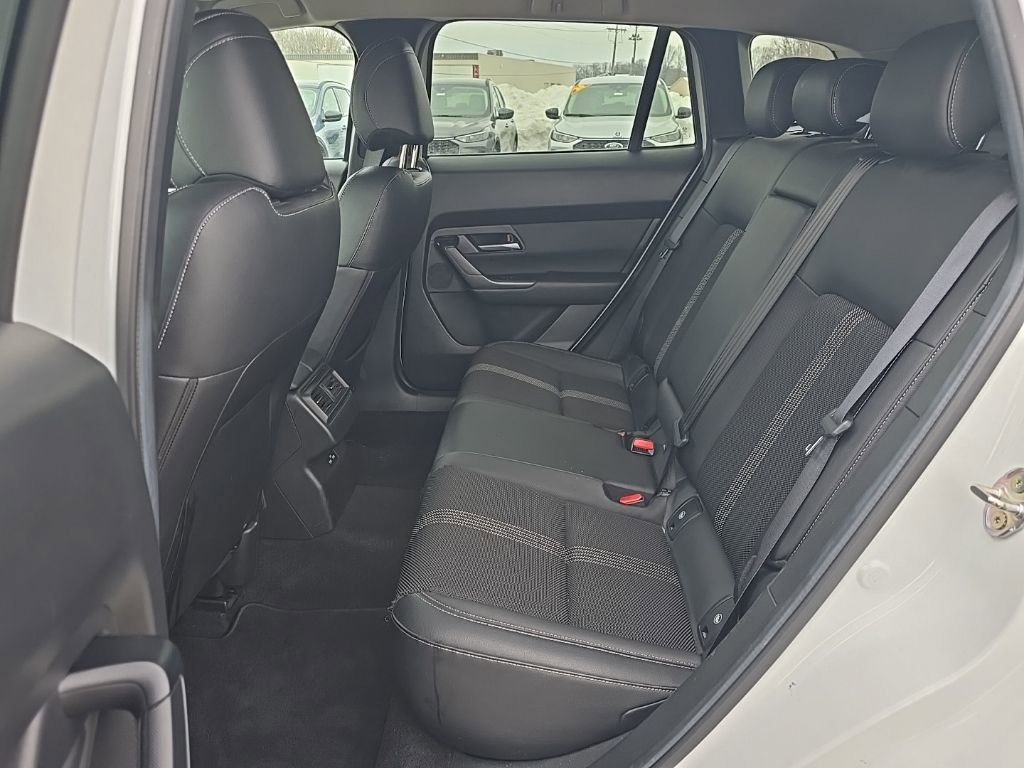 Used 2024 MAZDA CX-50 AWD 2.5 S w/ Preferred Package image 18