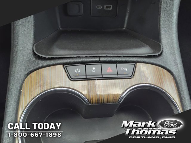 Used 2020 GMC Acadia SLE image 20