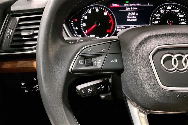 Used 2023 Audi Q5 2.0T Premium w/ Convenience Package image 19