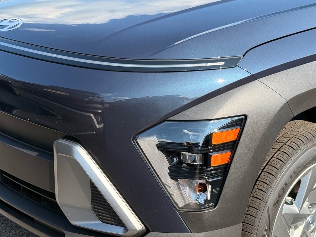 New 2026 Hyundai Kona SE image 4