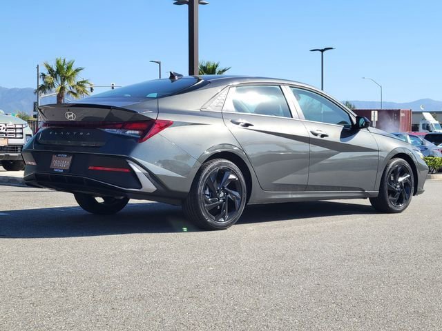 New 2026 Hyundai Elantra Sport image 2