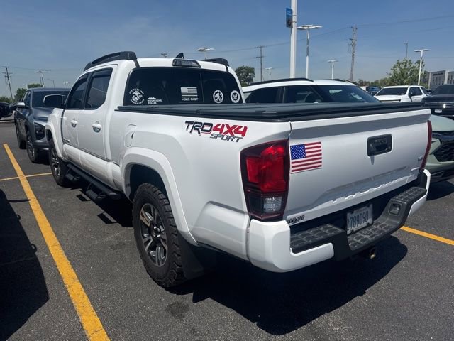 Used 2019 Toyota Tacoma TRD Sport AWD/4WD image 5