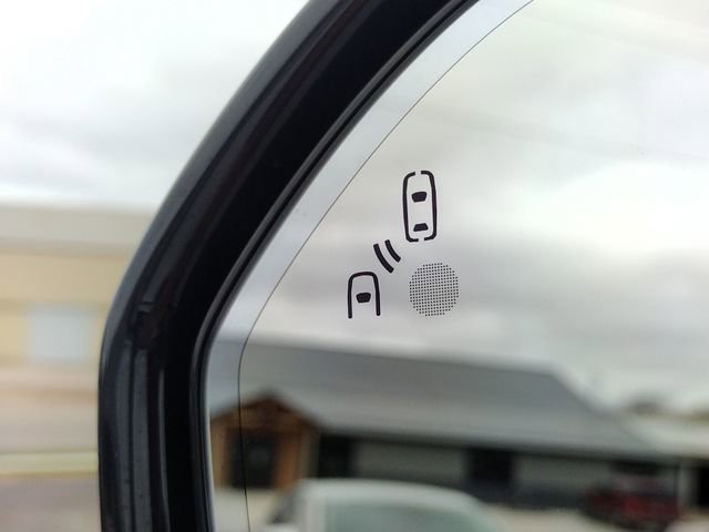 Used 2018 Ford Expedition Platinum image 47