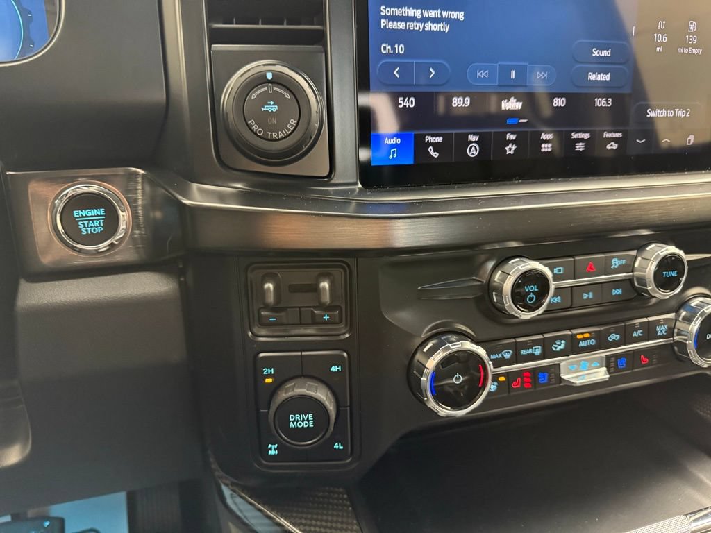 New 2026 Ford F250 Lariat w/ Black Appearance Package AWD/4WD image 31