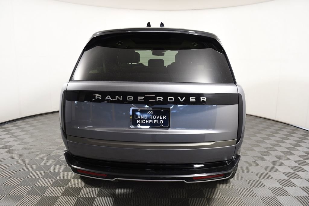 Used 2025 Land Rover Range Rover Long Wheelbase SE AWD/4WD image 5