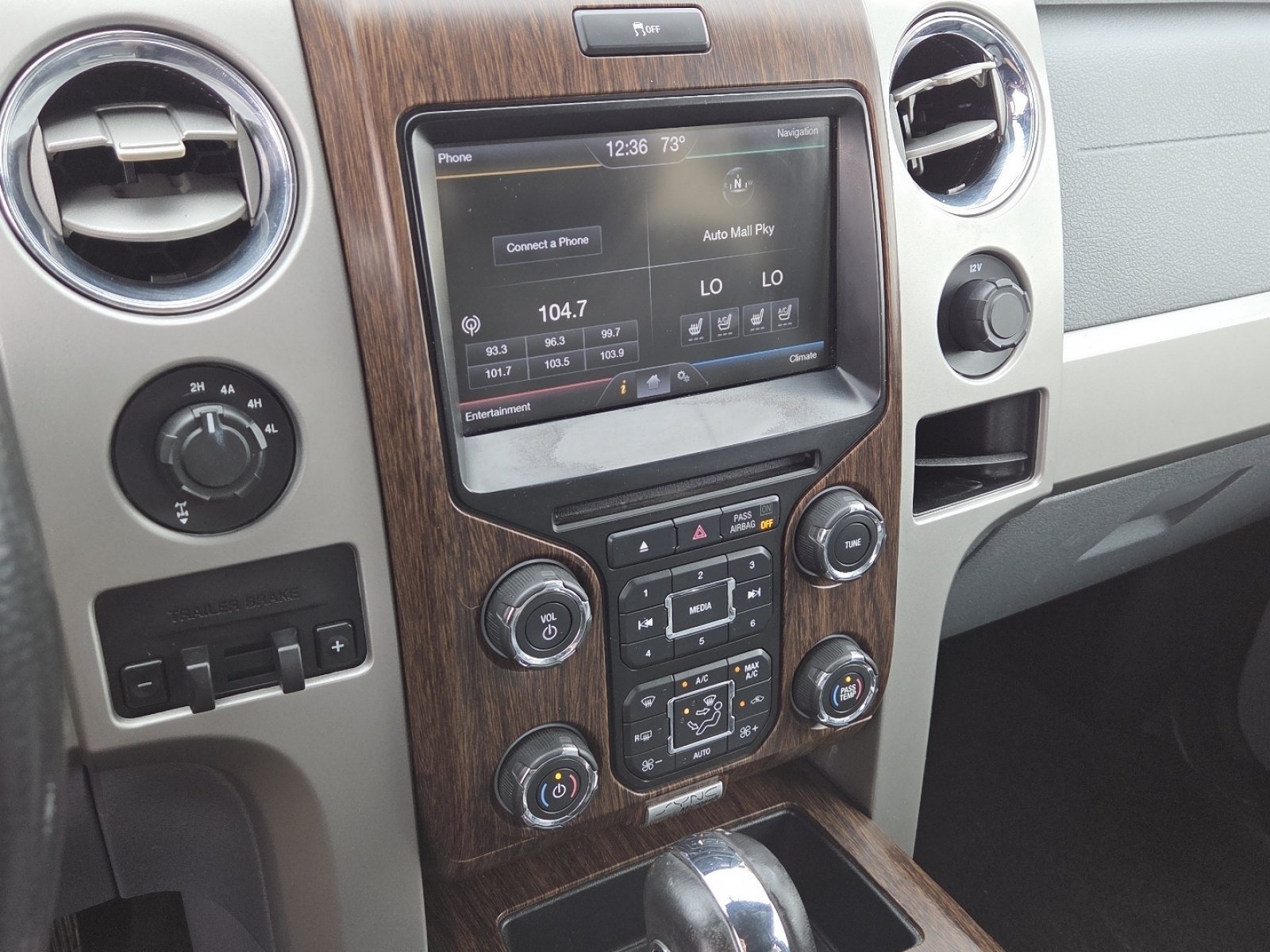 Used 2013 Ford F150 Lariat w/ Lariat Chrome Pkg AWD/4WD image 27