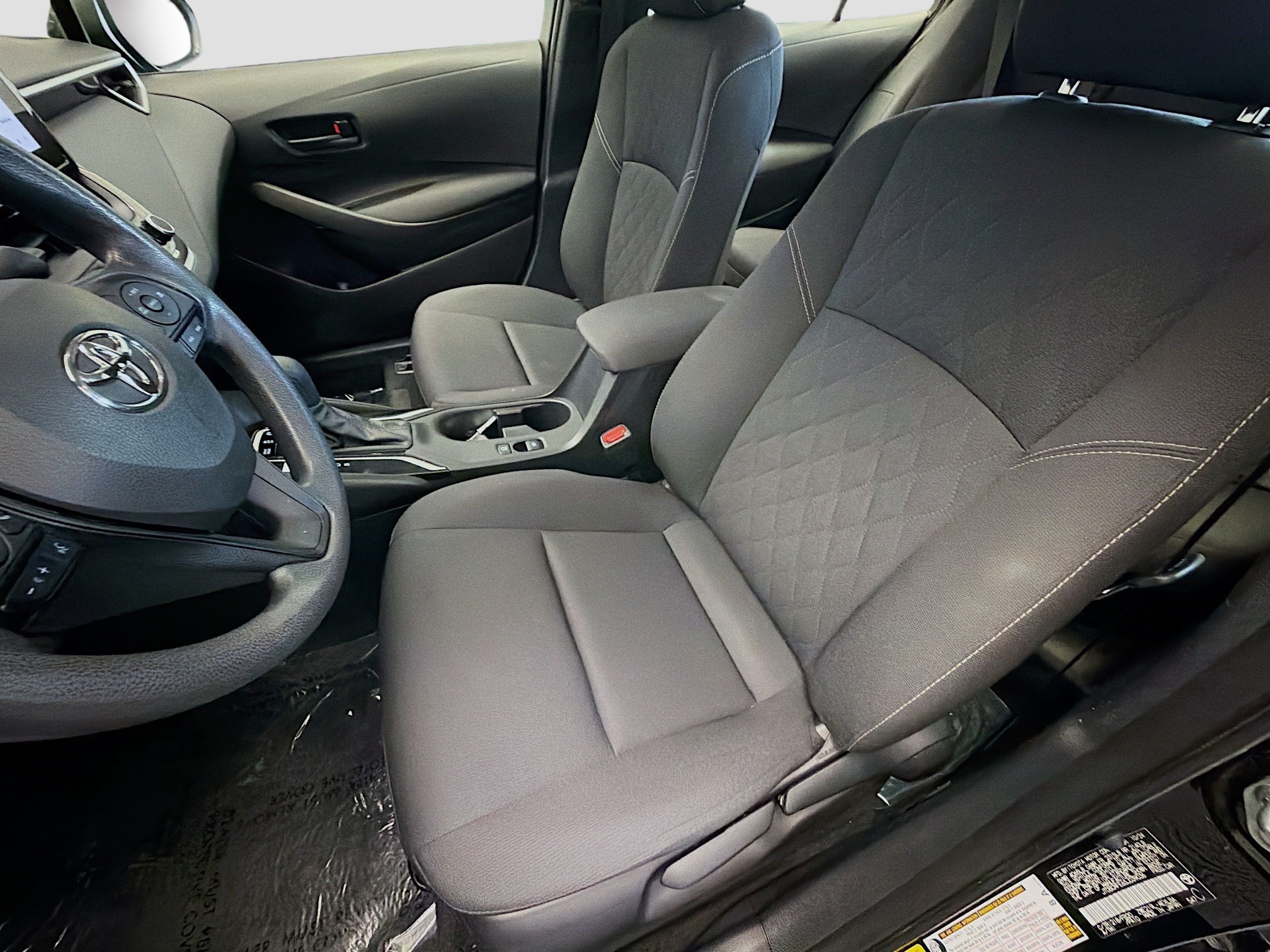 Used 2025 Toyota Corolla LE w/ LE Premium Package FWD image 11