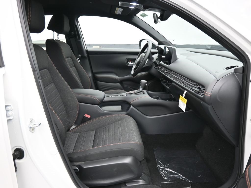 New 2026 Honda HR-V Sport image 39