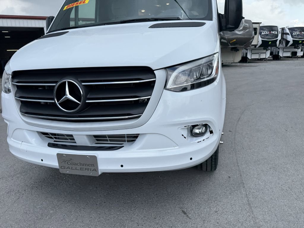 Used 2022 Mercedes-Benz Sprinter 3500 image 6