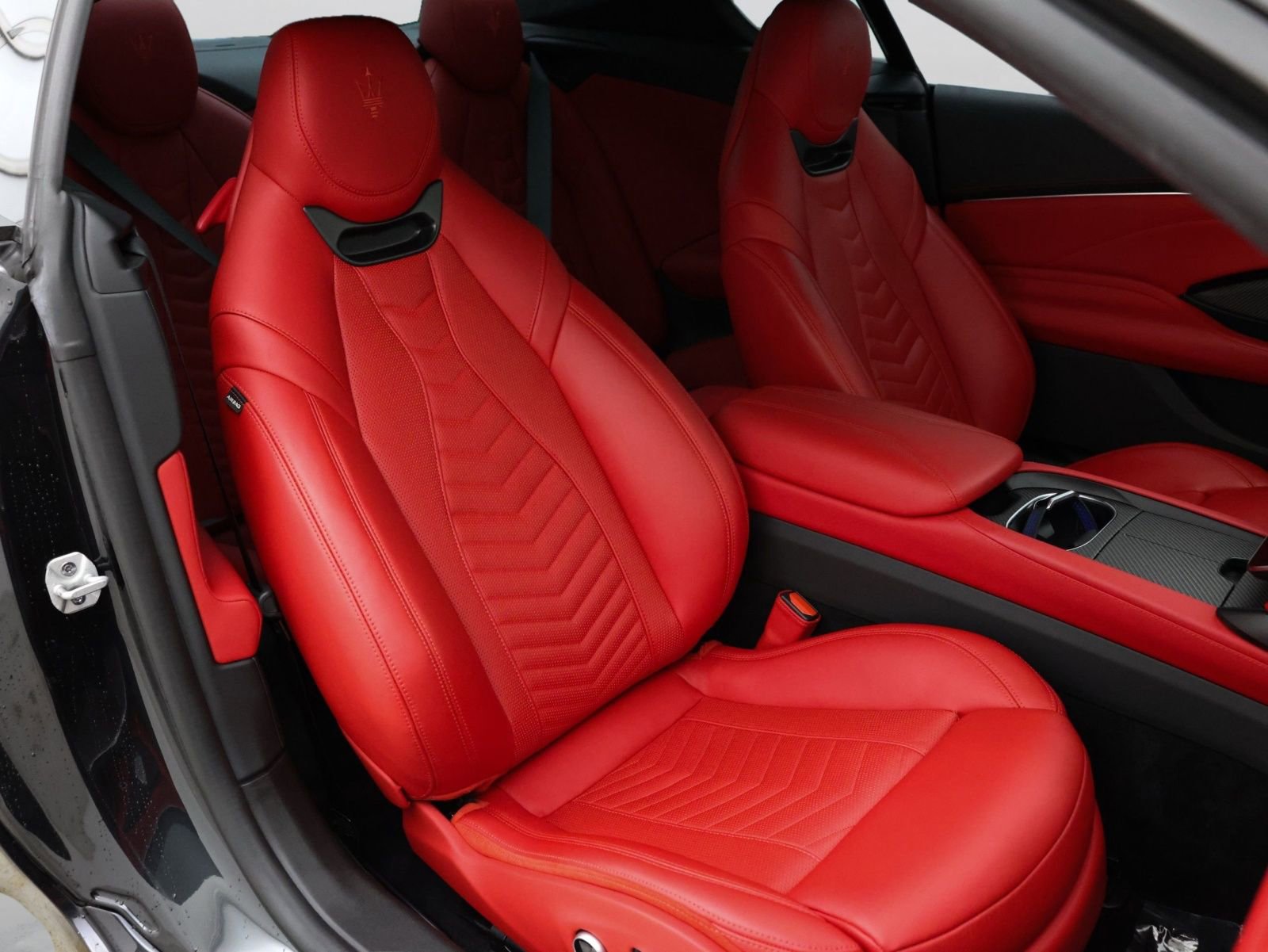 Used 2024 Maserati GranTurismo Trofeo AWD/4WD image 20