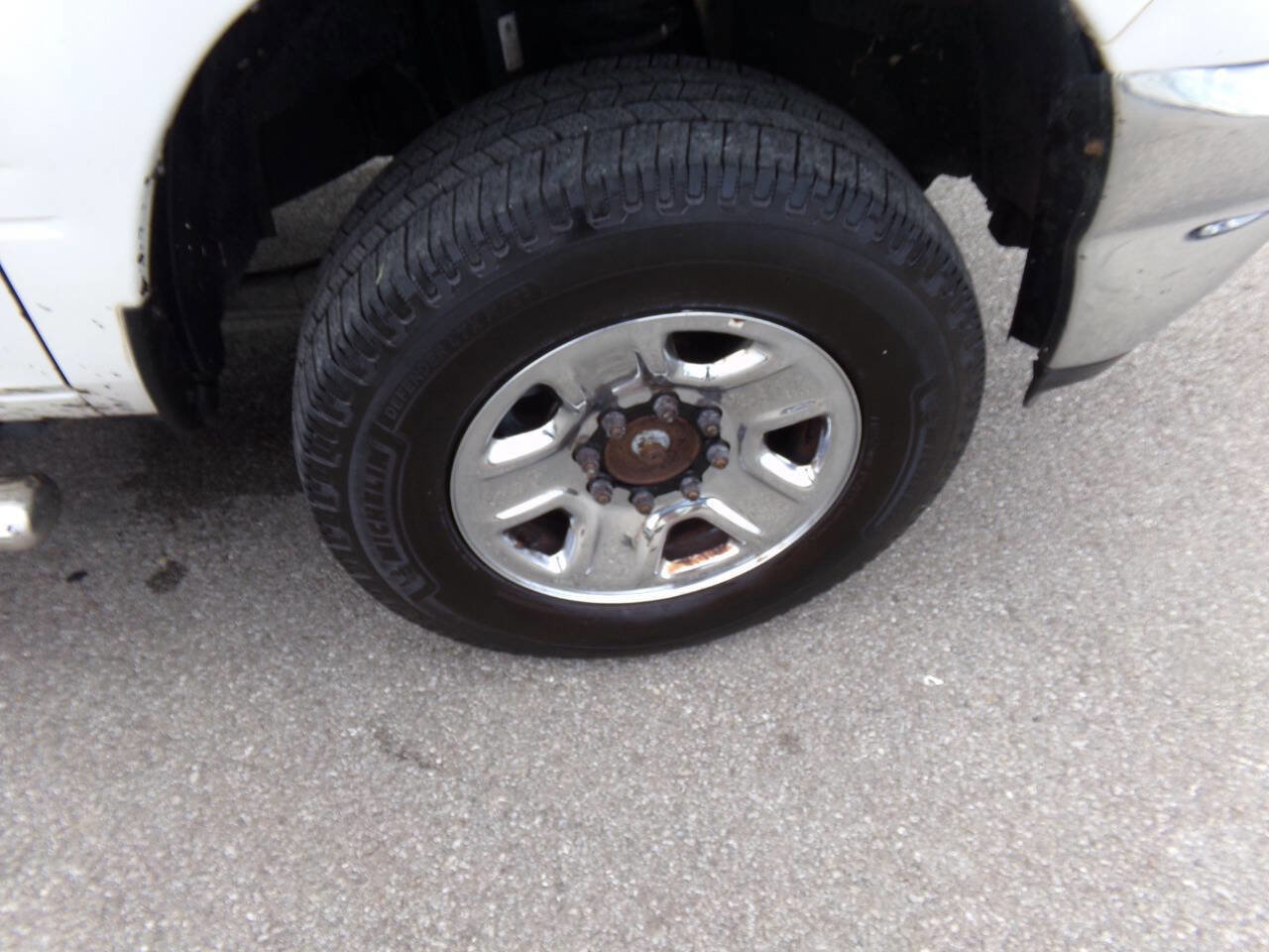 Used 2017 RAM 2500 Tradesman w/ Chrome Appearance Group image 48