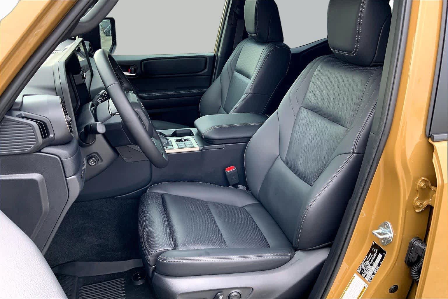 Used 2026 Toyota Land Cruiser w/ Premium Package AWD/4WD image 8