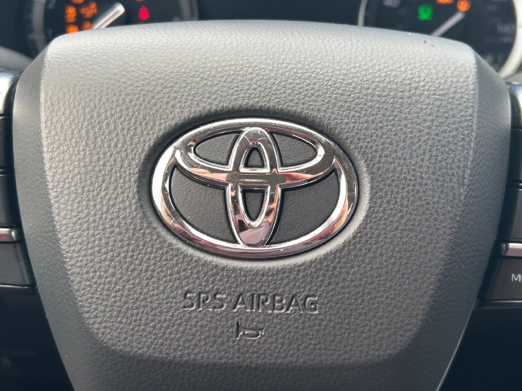 Used 2021 Toyota Highlander Limited AWD/4WD image 40