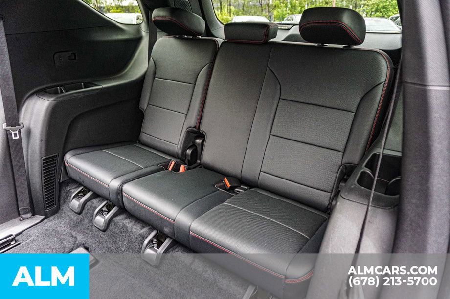 Used 2026 Chevrolet Traverse RS w/ LPO, Floor Liner Package AWD/4WD image 23