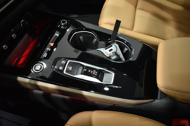 Used 2025 Audi A5 2.0T Premium w/ Convenience Package image 23