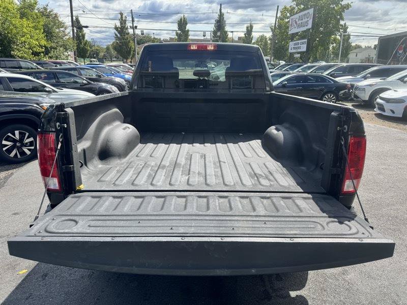 Used 2018 RAM 1500 Express w/ Black Ram 1500 Express Group AWD/4WD image 7