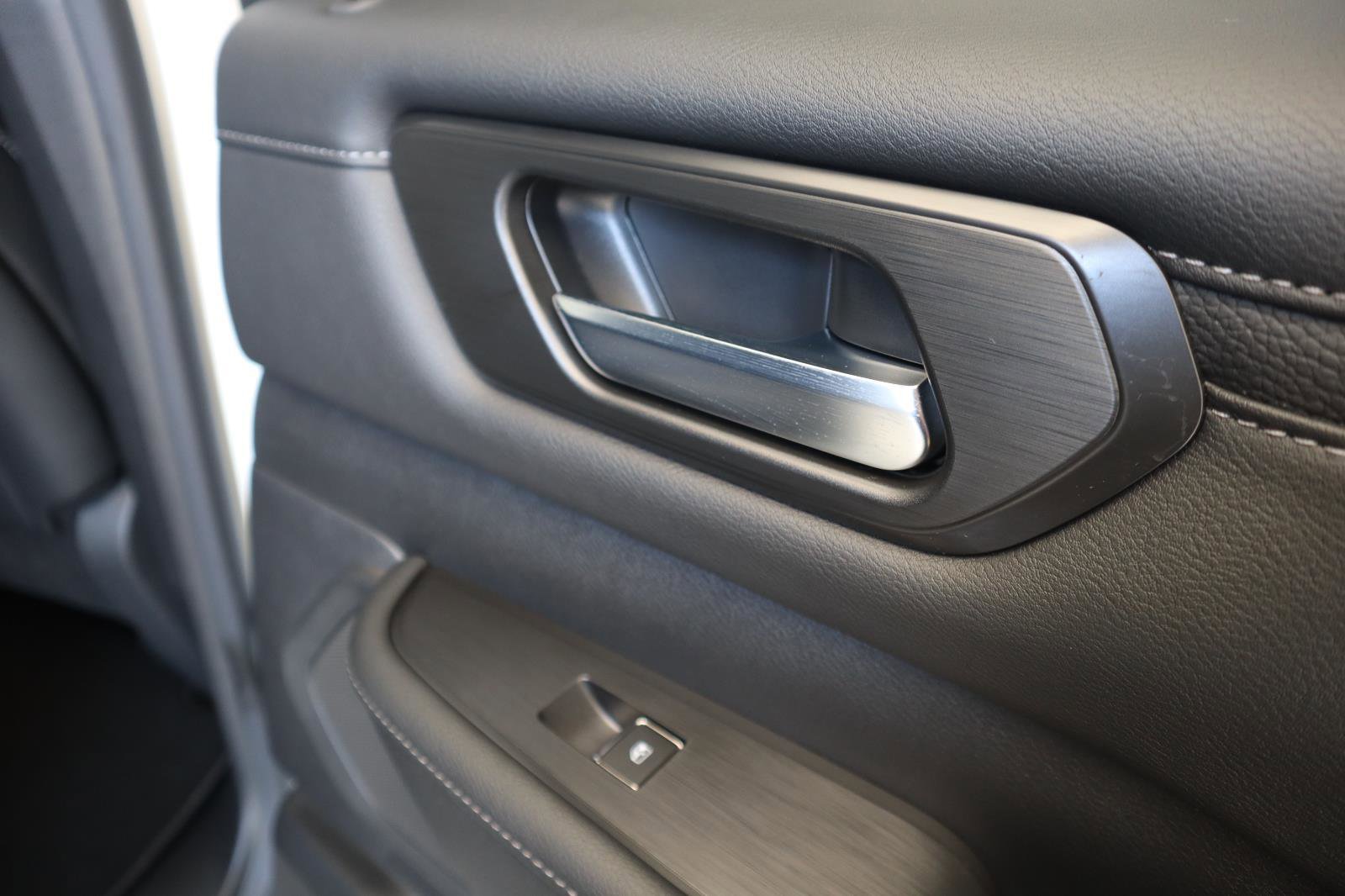 New 2026 Nissan Armada SV image 42