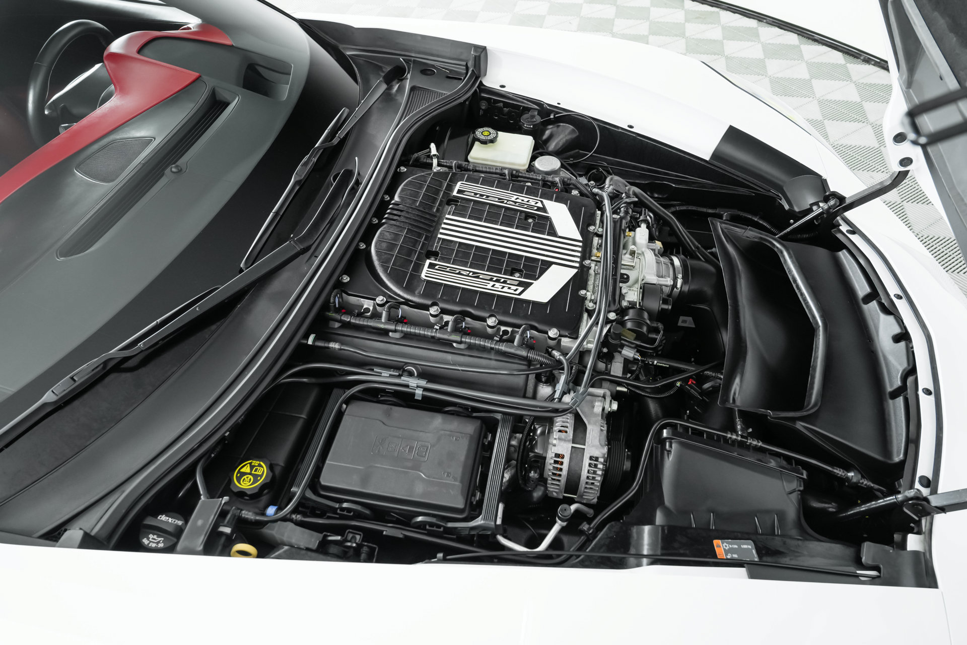 Used 2015 Chevrolet Corvette Z06 w/ 3LZ Preferred Equipment Group RWD image 91