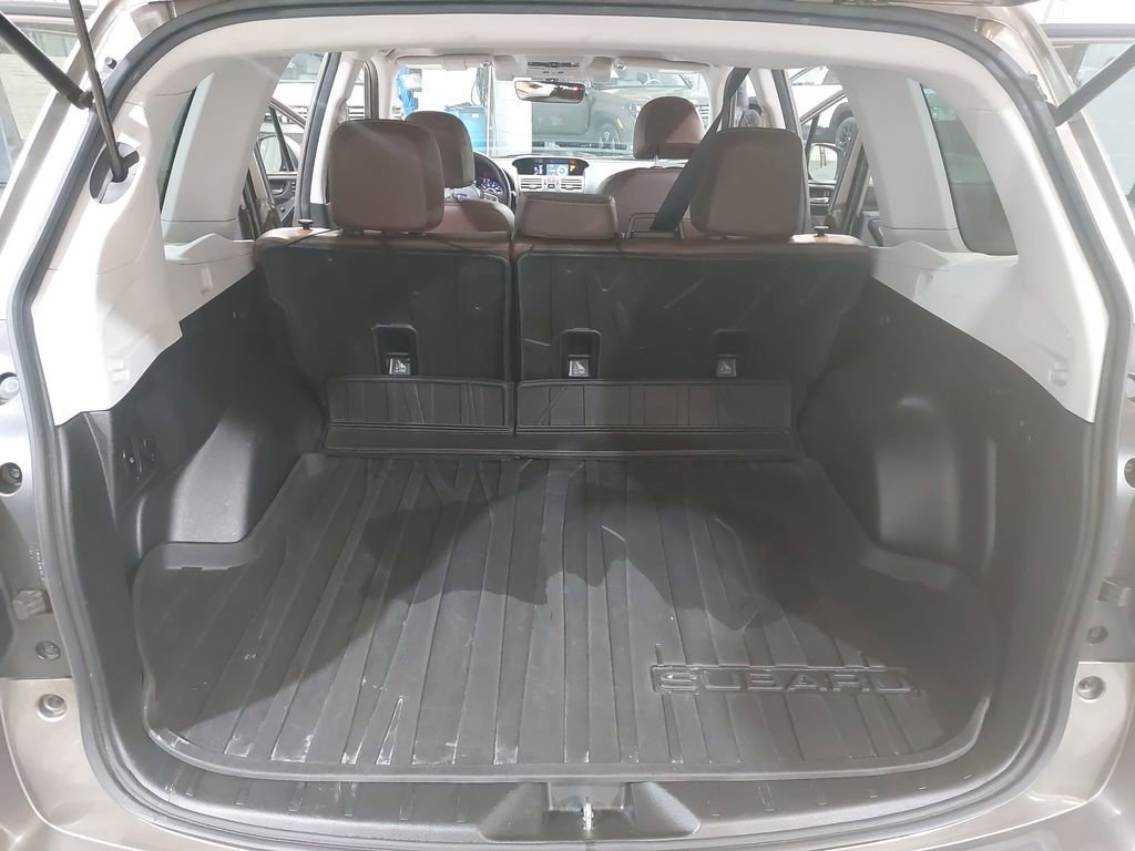 Used 2018 Subaru Forester 2.5i Touring w/ Popular Package #2 image 13