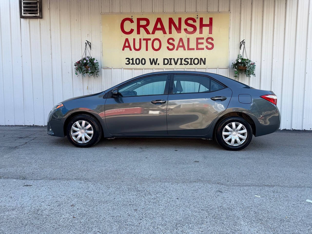 Used 2016 Toyota Corolla L FWD image 6