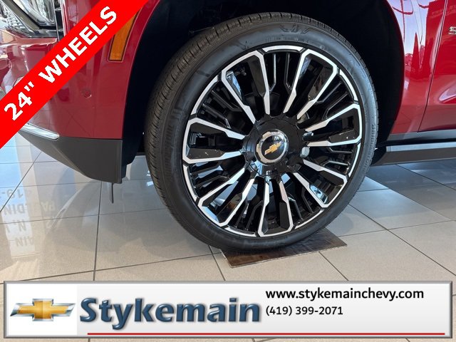 New 2026 Chevrolet Suburban High Country image 4